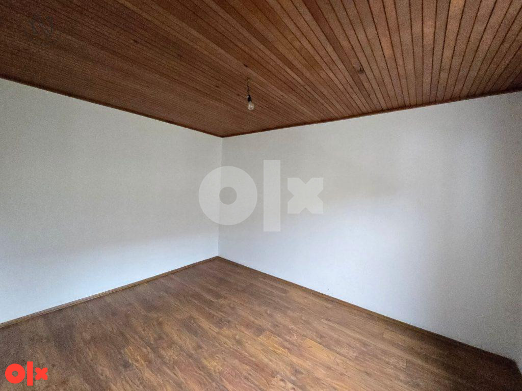 Useljiva kuća na 3500m2 okućnice; Kumsale 22