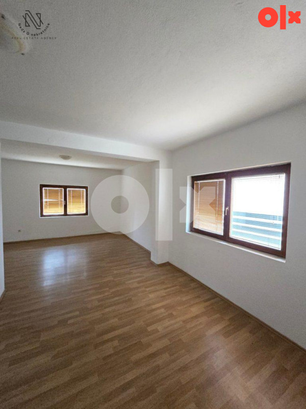 Useljiva kuća na 3500m2 okućnice; Kumsale 23