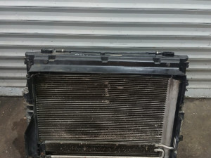 Bmw E60 E61 prsa hladnjaci ventilatori greda set