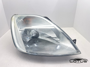 Desni far, farovi Ford FIESTA 2002-2005