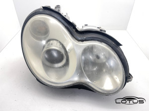 Desni far Mercedes C KLASA W203 2004-2007 XENON