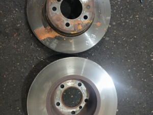 Bmw e60 e61 prednji kočioni diskovi