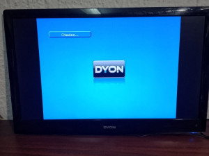 Lcd tv Dyon 24" sa ugrađenim dvd playerom
