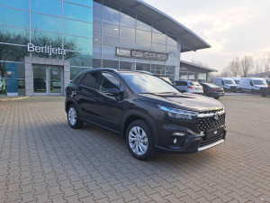 SUZUKI S-CROSS (4WD,MT)-AC BERLIJETA VISOKO-032/731-580