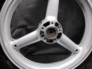 Suzuki gsx 600f, 750f, 600, 750 felga prednja, točak, 1998-2006