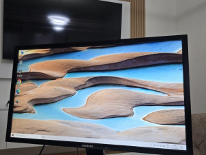 Samsung 4K U28E590D monitor 28 inča 28"