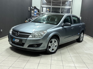 Opel Astra 2011 Dizel 6 brzina Limuzina-Sedan