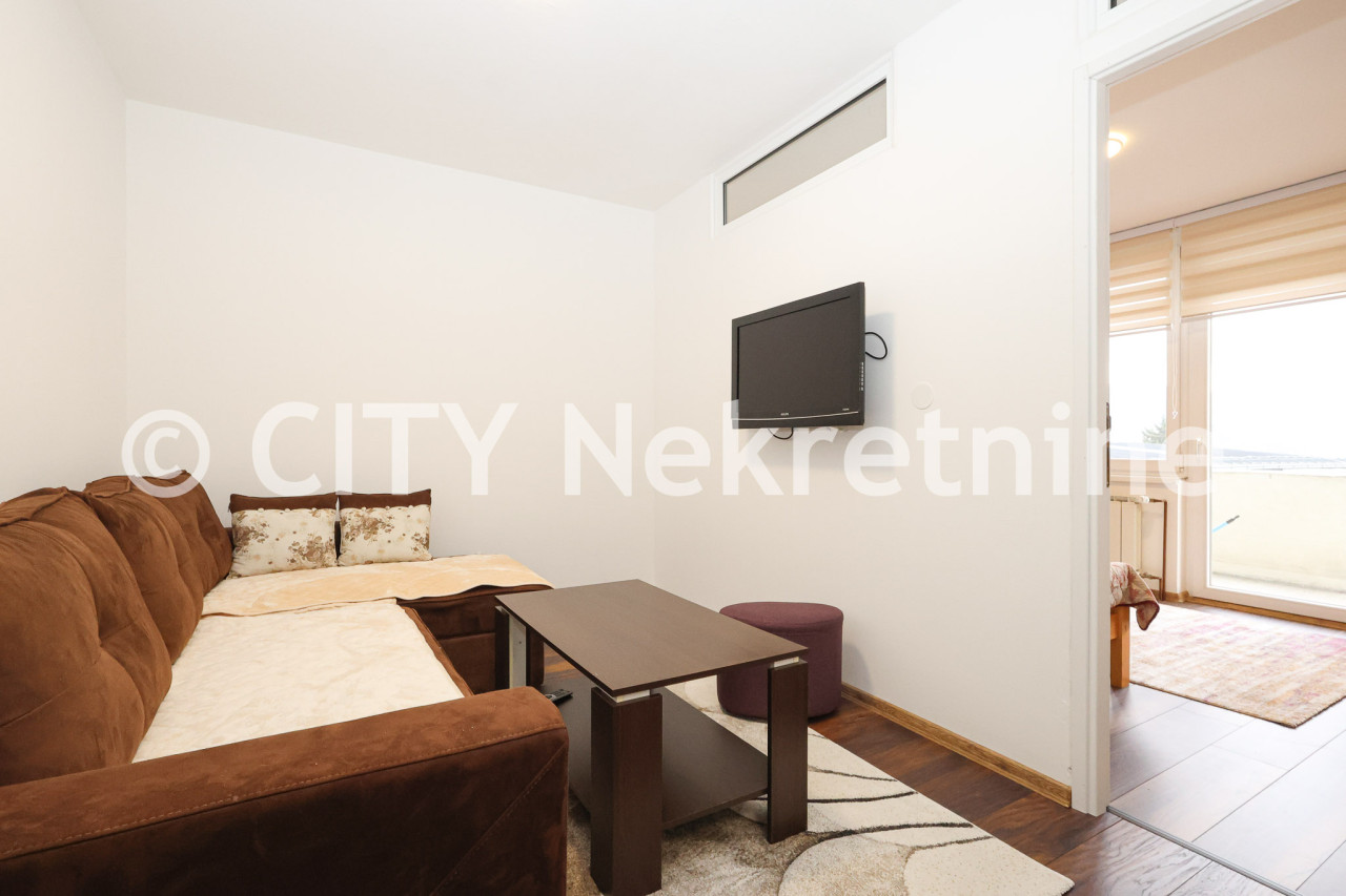 Dvoiposoban namješten stan - Centar - Bjelave - 43 m2