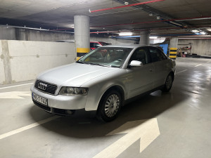 Audi A4 2002 godina / REGISTROVAN