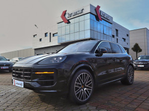 Porsche Cayenne S 4.0 Bi-Turbo 4x4 Sport Design Chrono Package