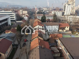 Četverosoban stan u strogom centru Zenice photo 2