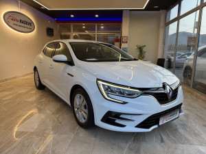Renault Megane 1.5 DCI 2022/23. god. NEW MODEL LED FAROVI
