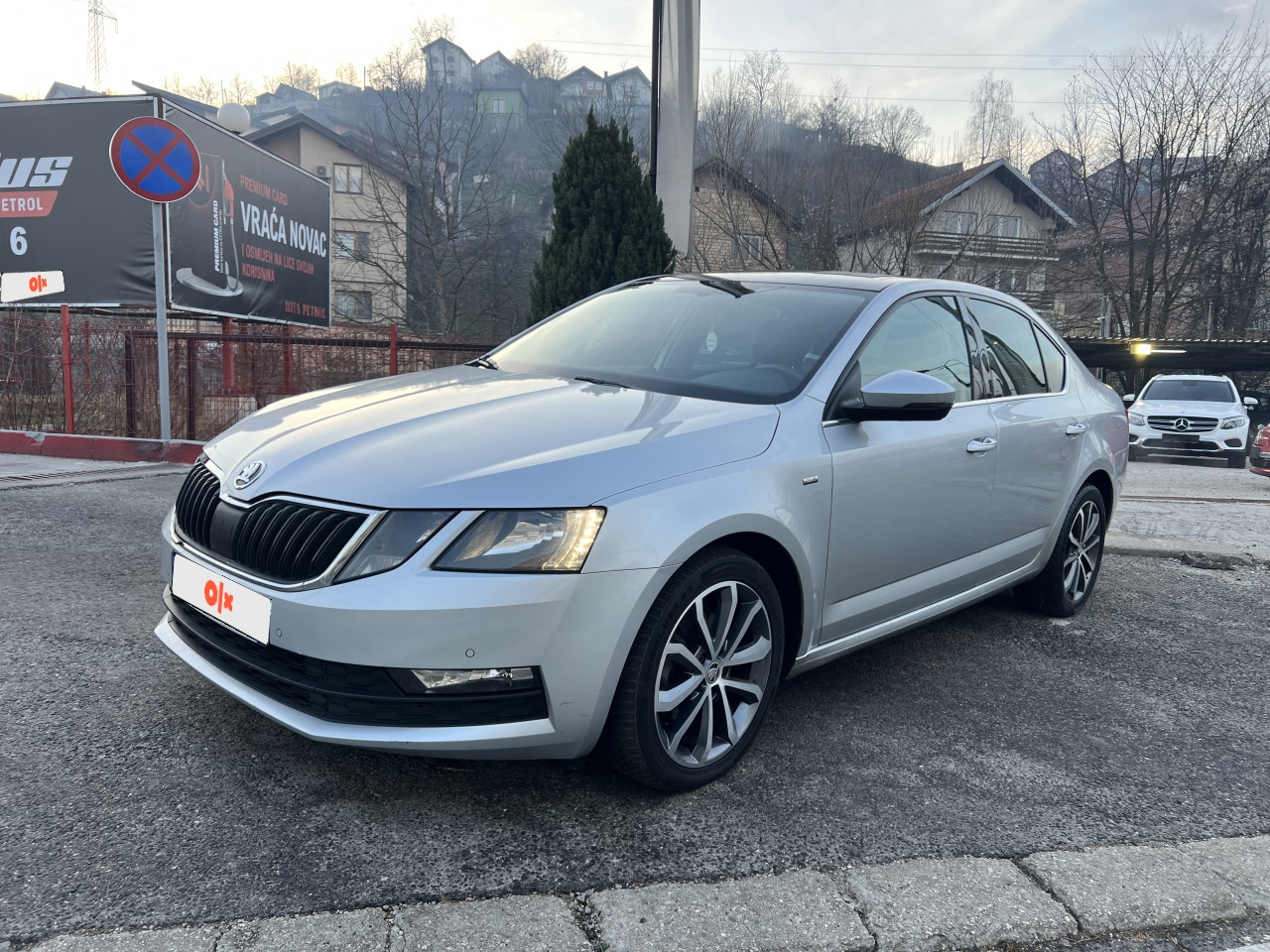 SKODA OCTAVIA 2.0 TDI DSG*DRIVE PACKAGE*PANO*NAVI*ALU*ECC*PDC