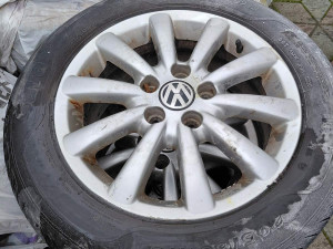 Gume za auto 205/60 R 16