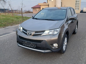 TOYOTA RAV4 4X4 2.2DIZEL 110KW 2014.G.