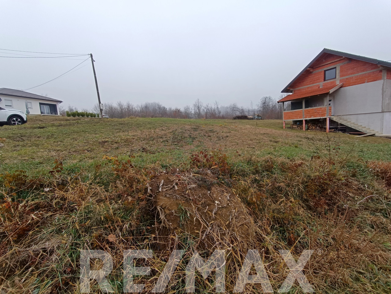 Na prodaju plac 641m2 u Motikama 2