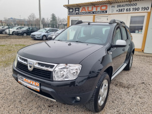 Dacia Duster 1.6benzin/plin 77kw 2011gp *KLIMA*ALU*