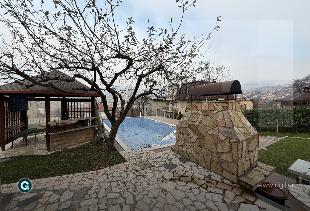 KUĆA SA BAZENOM / Bistrik, Stari Grad / NAJAM 18