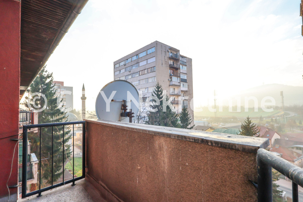 Trosoban stan - Centar - Koševo - 65 m2 photo 5