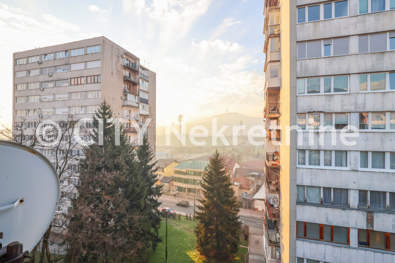 Trosoban stan - Centar - Koševo - 65 m2 6