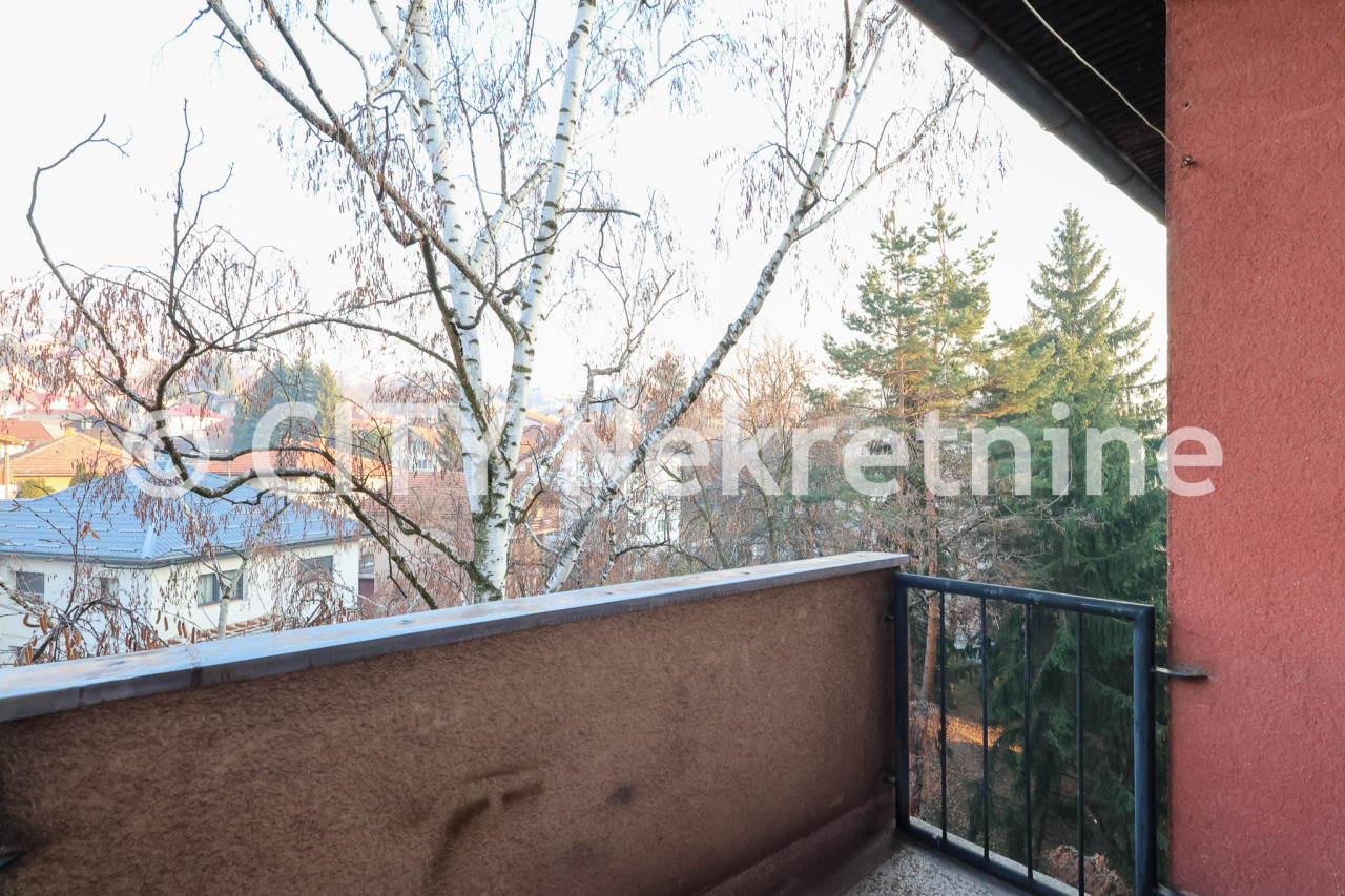 Trosoban stan - Centar - Koševo - 65 m2 16