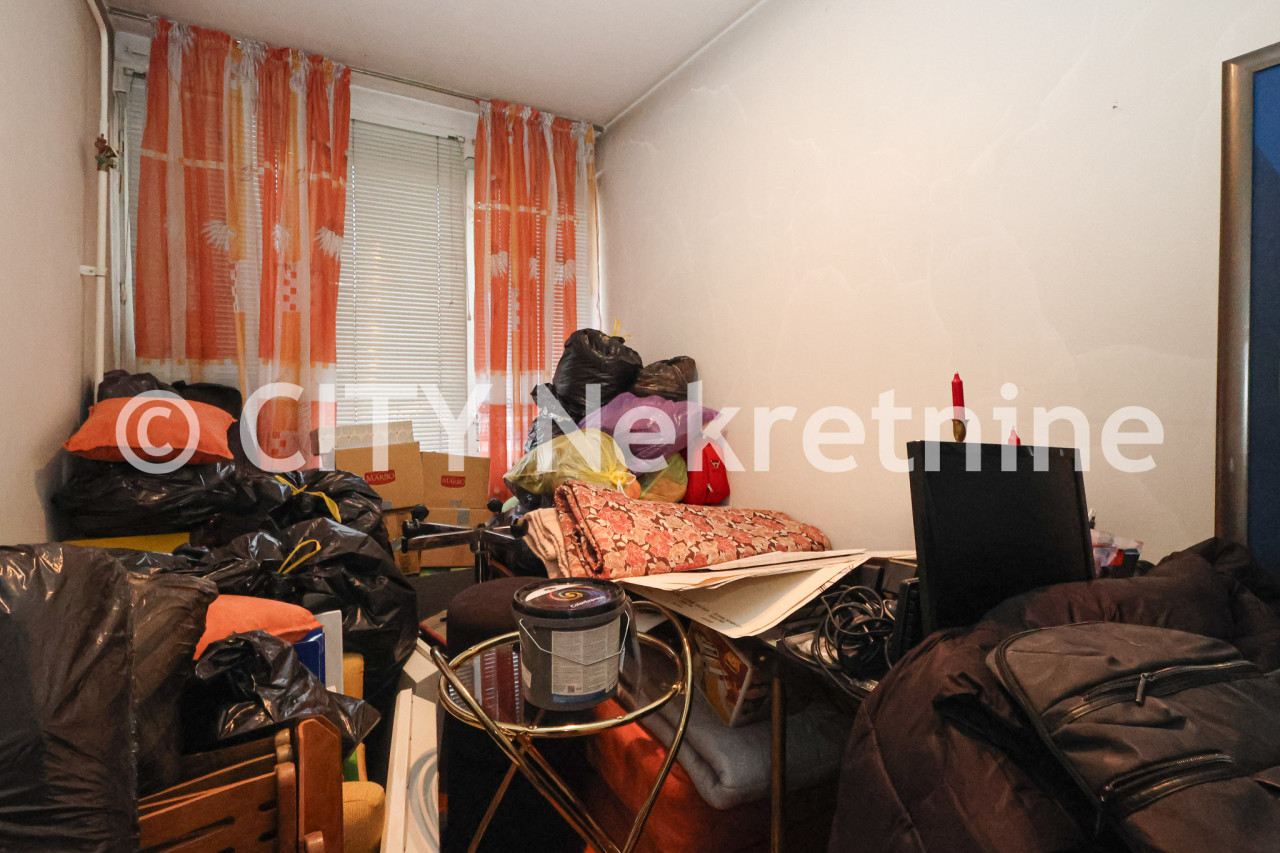 Trosoban stan - Centar - Koševo - 65 m2 17