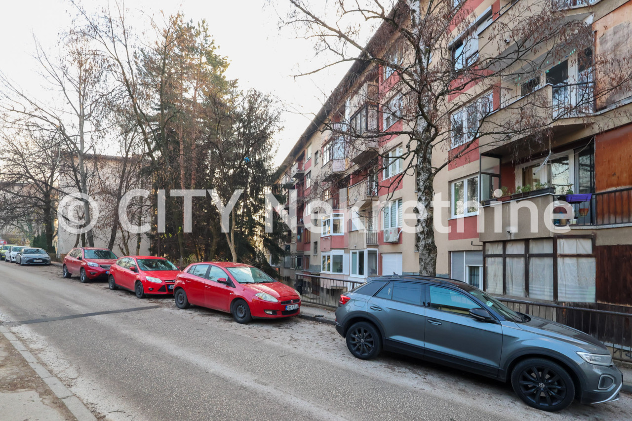 Trosoban stan - Centar - Koševo - 65 m2 24