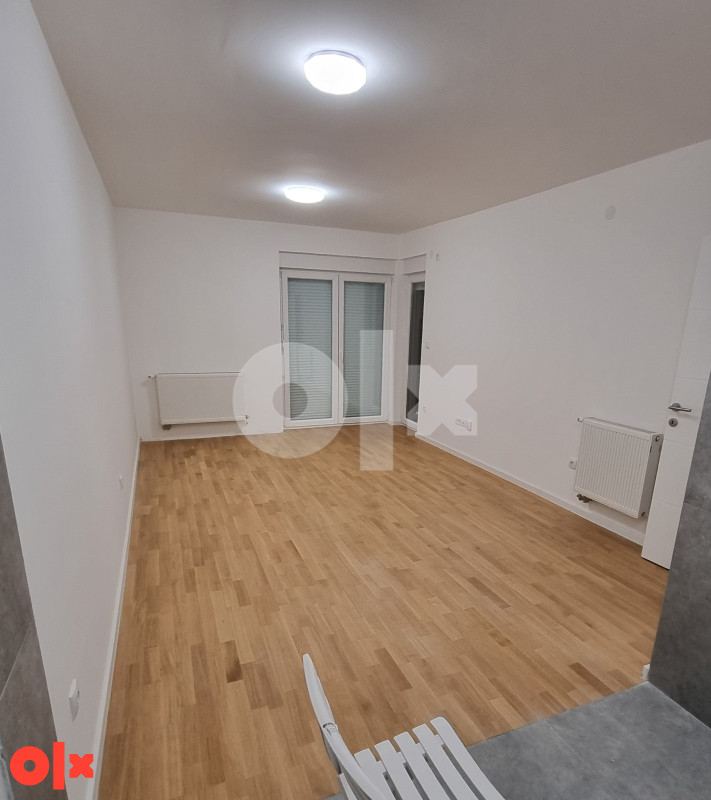 Stan za poslovne namjene,  Istočno Sarajevo 58m2 2