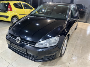 VW GOLF VII 1.6 TDI, 2013 GOD, PARK SENZORI,ALU FELGE