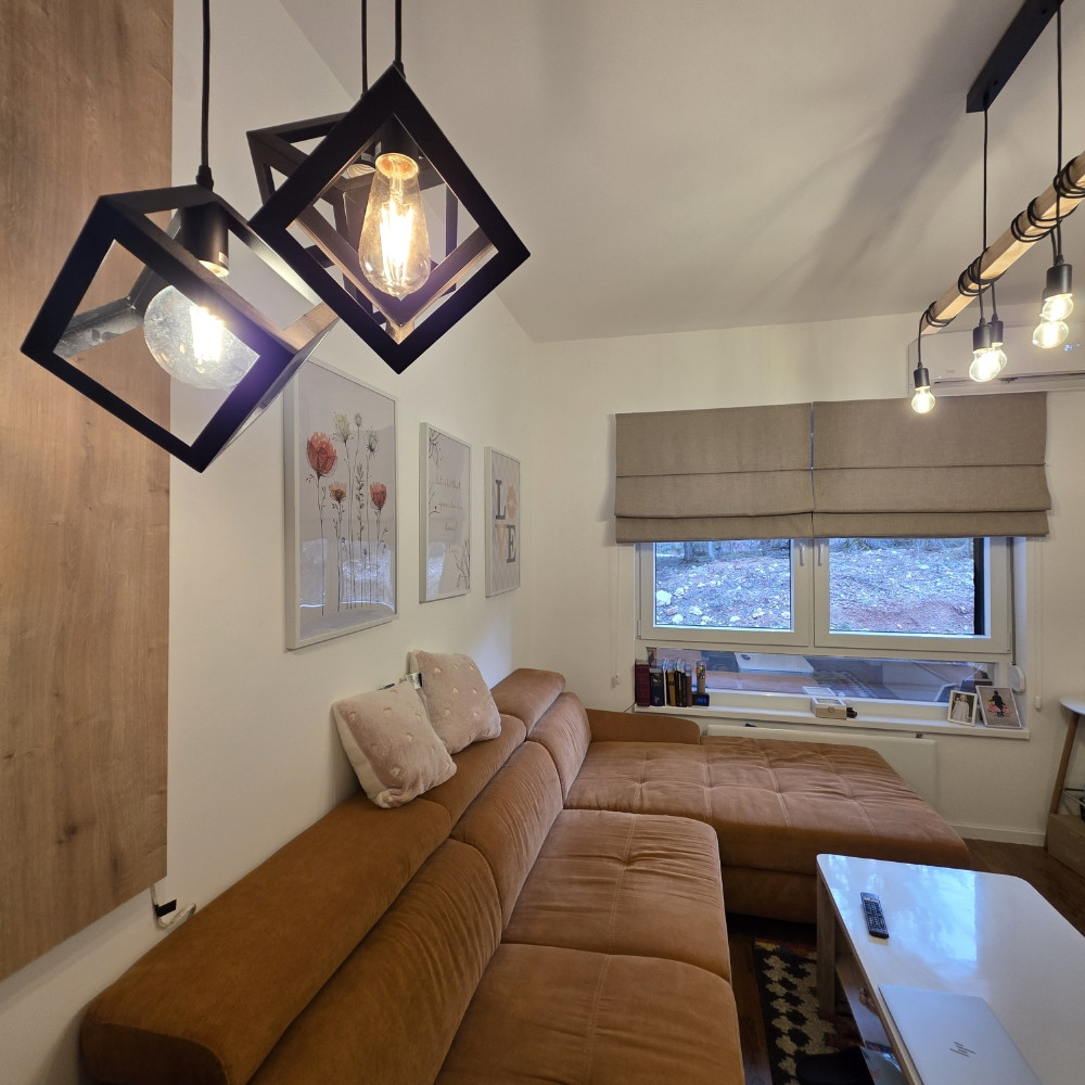 Prodaja opremljen Dvosoban apartman Trebević 11