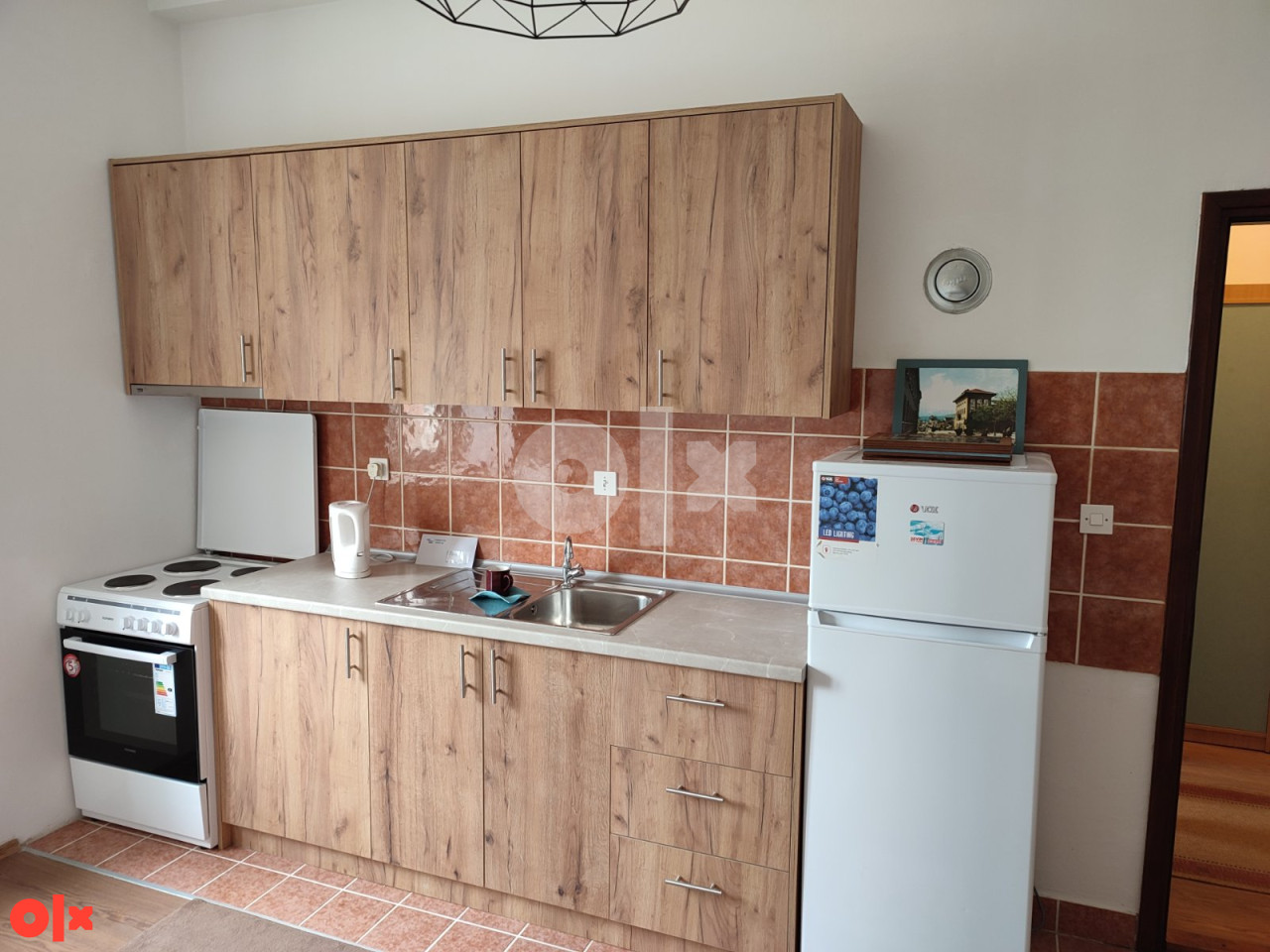 gency Plus iznamljuje predivnu renoviranu garsonjeru. 7