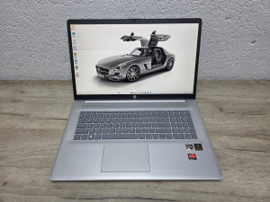 HP 17.3" AMD Ryzen 5 7520U 16GB DDR5 512GB SSD NVMe