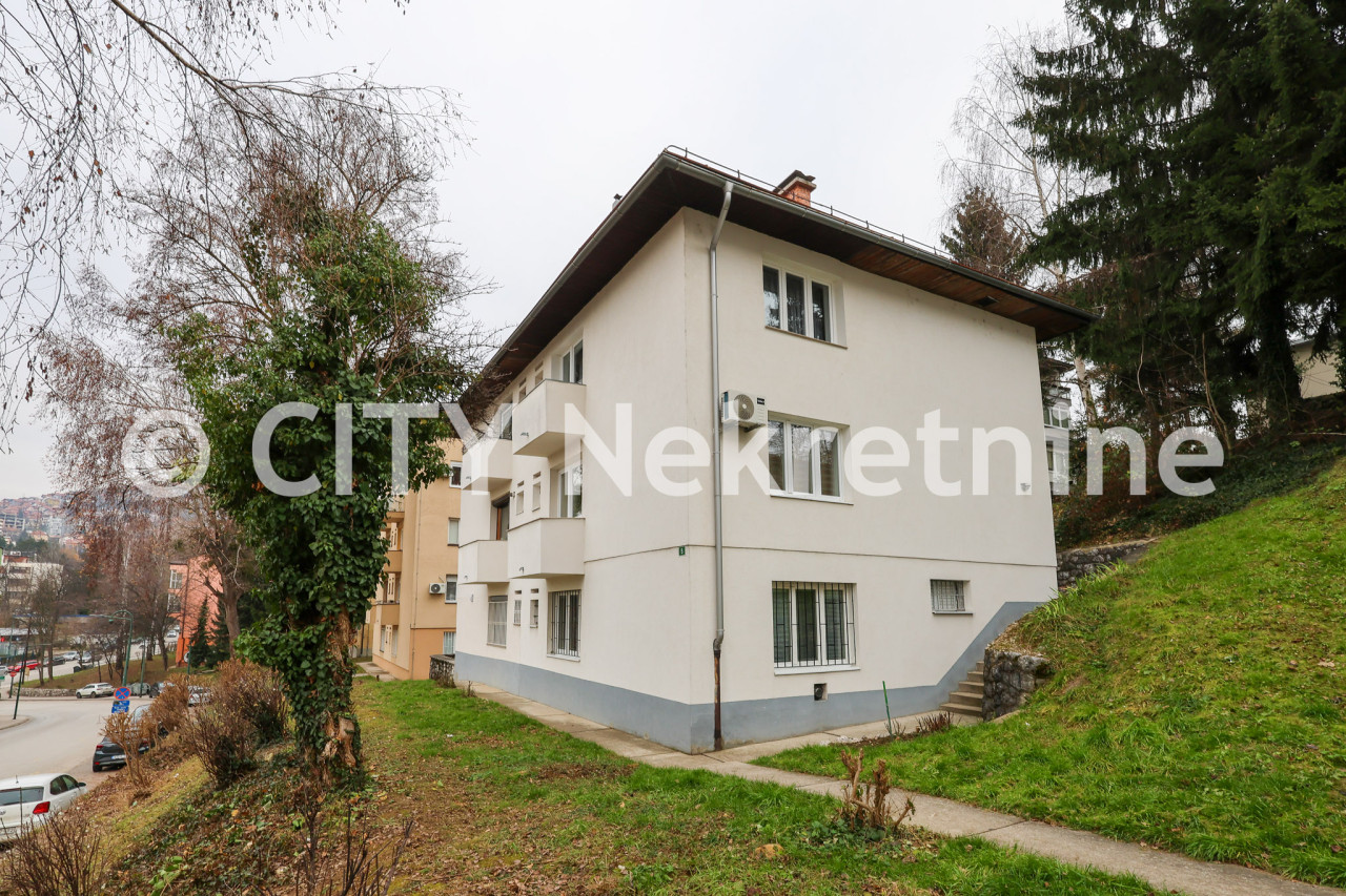 Jednosoban stan - Centar - Višnjik - 33 m2 photo 2