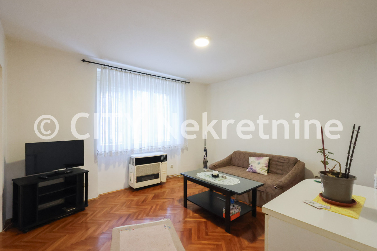 Jednosoban stan - Centar - Višnjik - 33 m2 photo 3