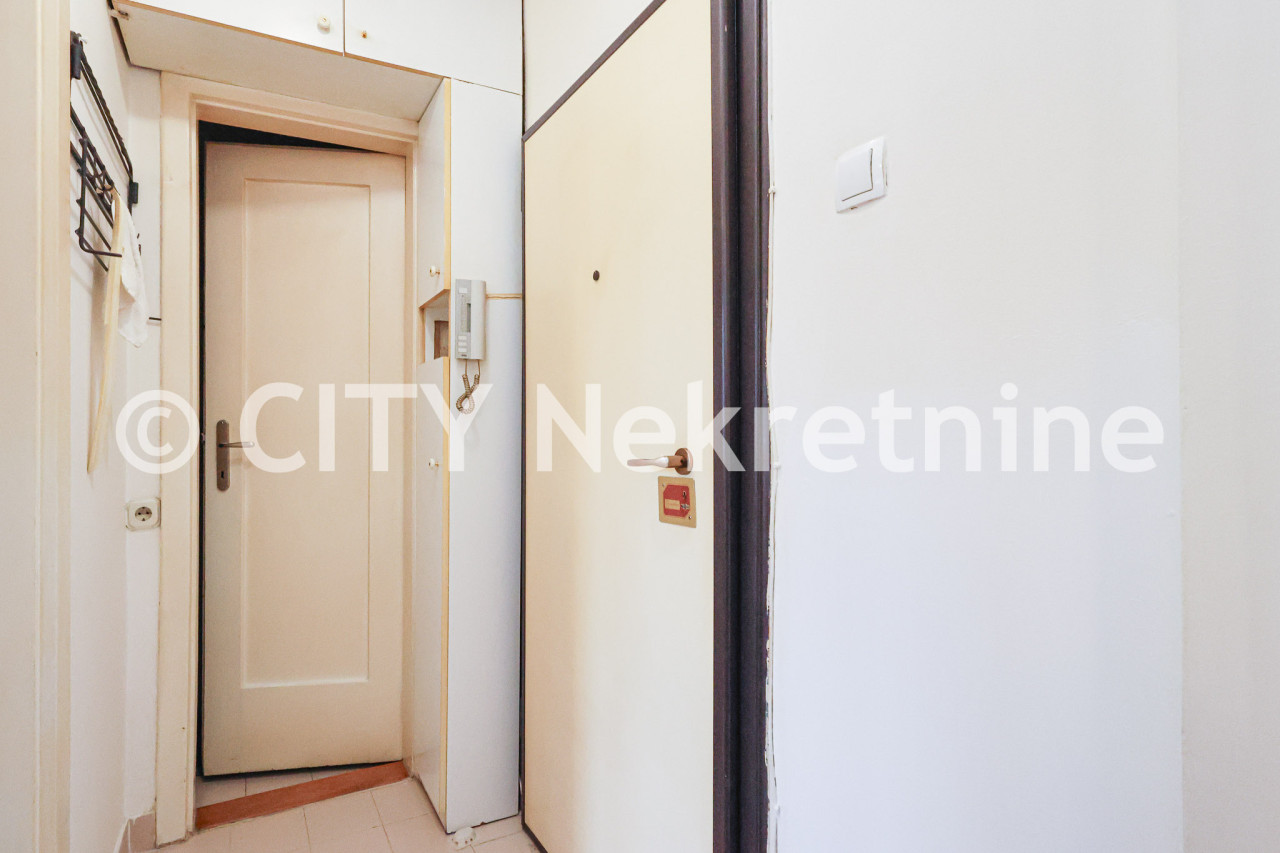 Jednosoban stan - Centar - Višnjik - 33 m2 25