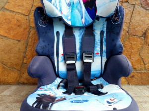 AUTOSJEDALICA ZA DJECU 9-36 KG    FROZEN snijezna kraljica