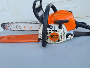 Motorna pila stihl ms 211 2020 god.top stanje