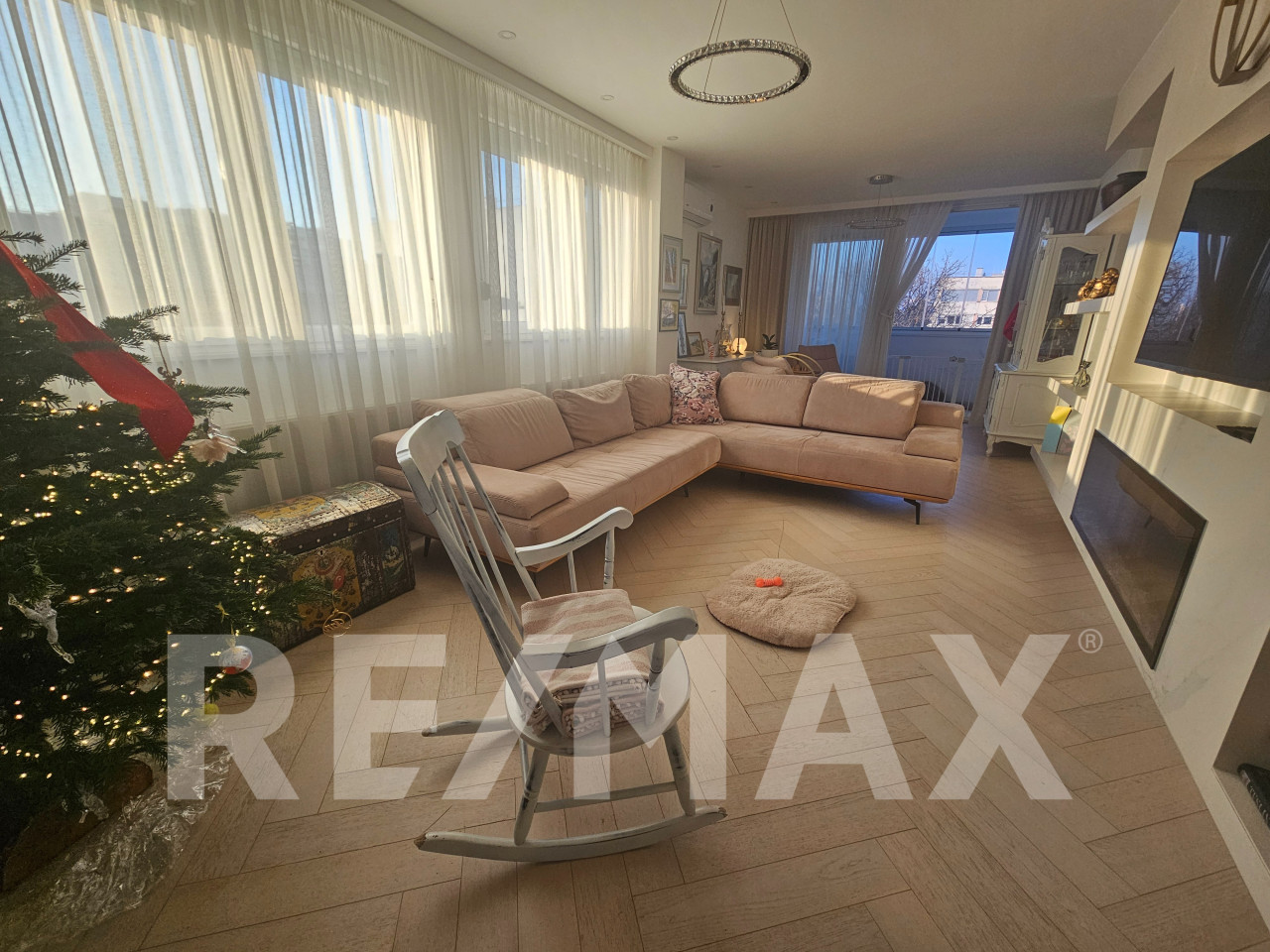 Predivan 4-soban stan od 110m2/Mejdan-Obilićevo 2