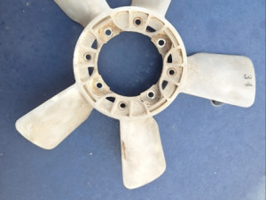 PEPELER SUZUKI VITARA 1.6 BENZIN