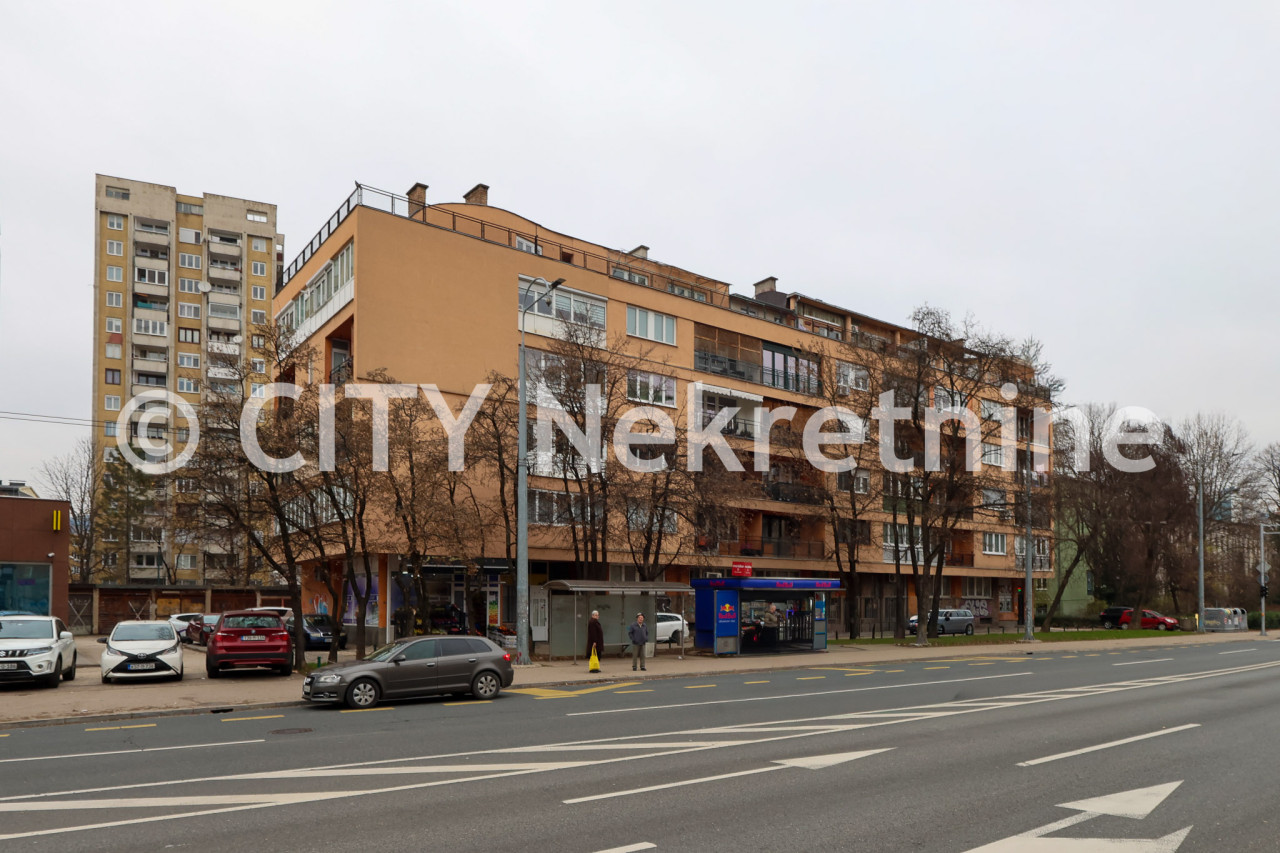 Petosoban stan - Novo Sarajevo - Grbavica - 140 m2