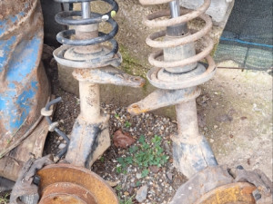 AMORTIZERI PREDNJI PASAT 2