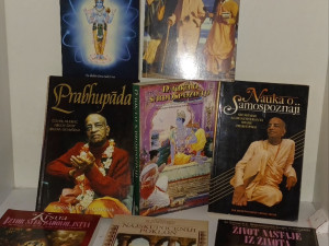 KRISNA PRABHUPADA- 8 KNJIGA -PUT SAVRSENSTVA,NAUKA O SAMOSPOZNAJI