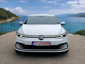 Golf 8 2.0 DSG IQ  Moguća zamjena Virtual Ambient Volkswawagen