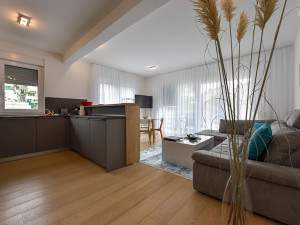 Stan Sarajevo - Centar - Kromolj - 75m2