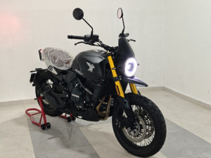 Moto Morini Seiemmezzo SCR
