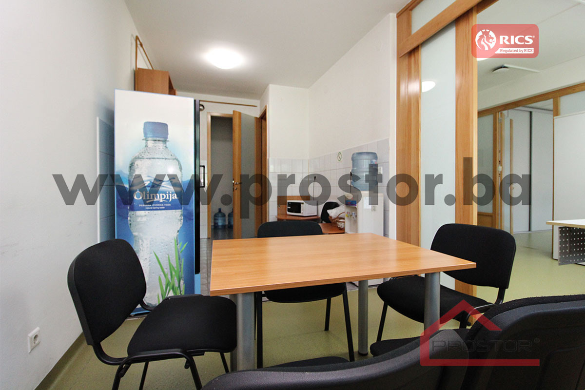 PROSTOR Izdaje: Poslovni prostor 168m2, Skenderija 16