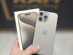 *Kao Nov* Apple iPhone 15 Pro Max 256GB 86%BH