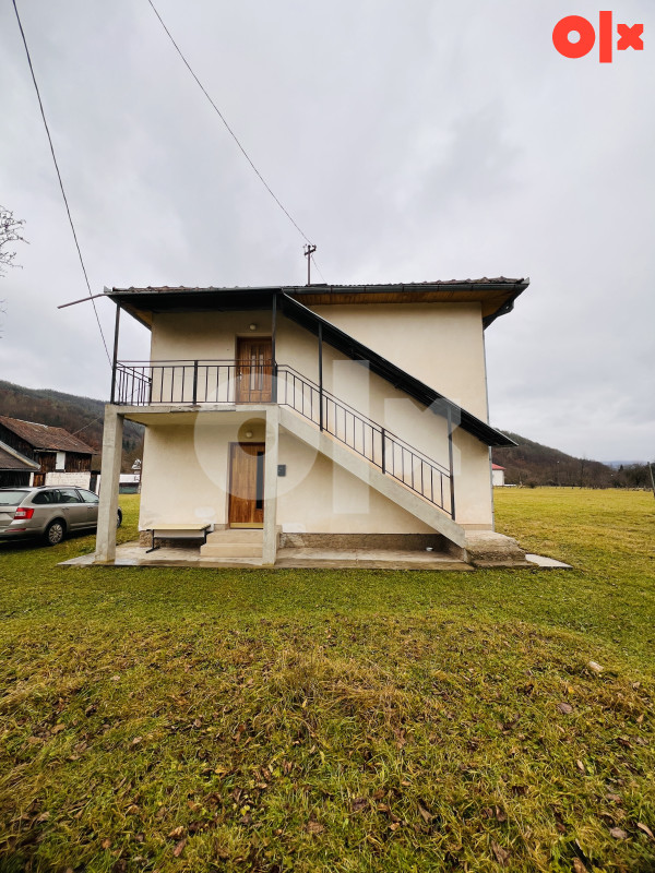 Vikendica Podgrab, Pale 150m2, Okućnica 6570m2 24