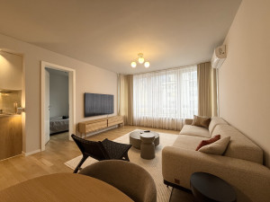 Trosoban stan sa parkingom | Skenderija | Centar I