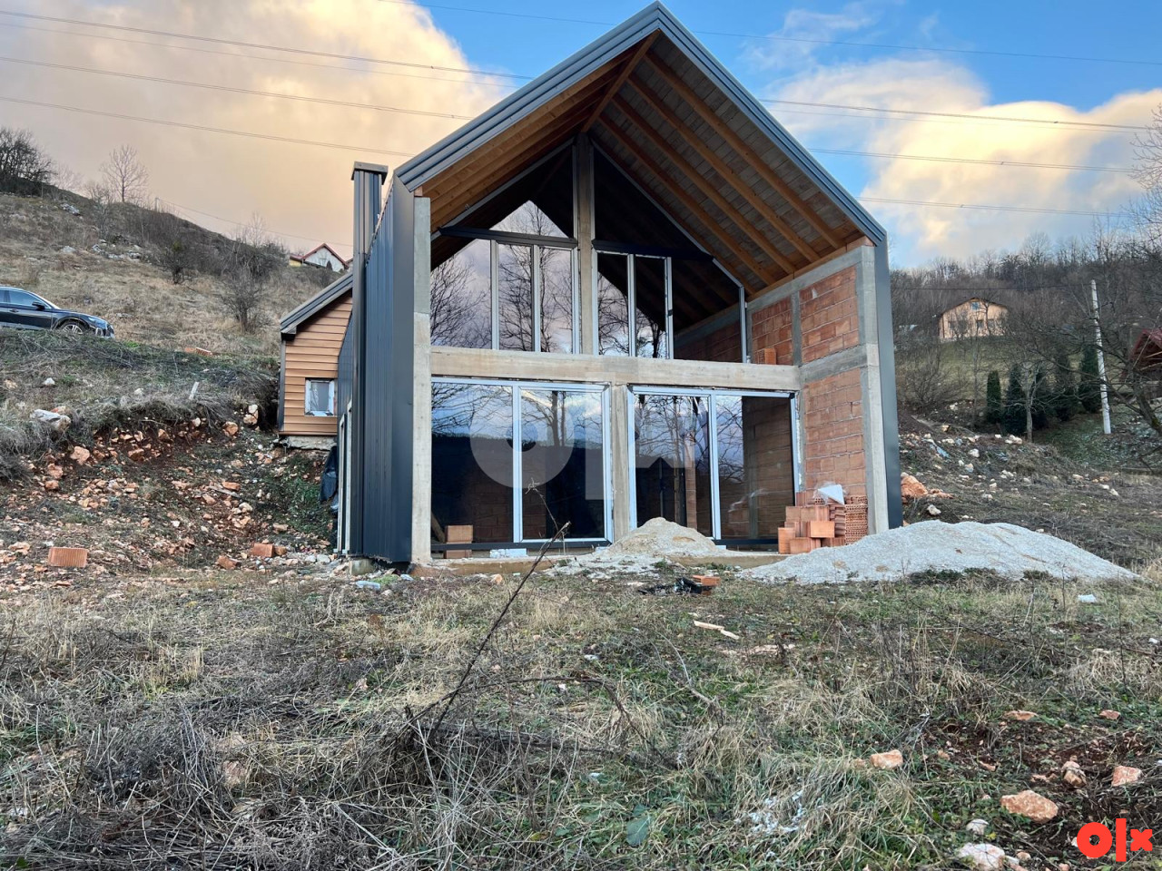 Moderna vikendica u prirodi Trnovo, moze zamjena